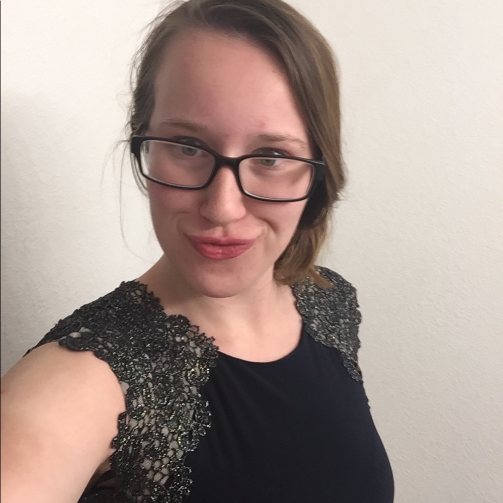 Meet your Posher, Victoria